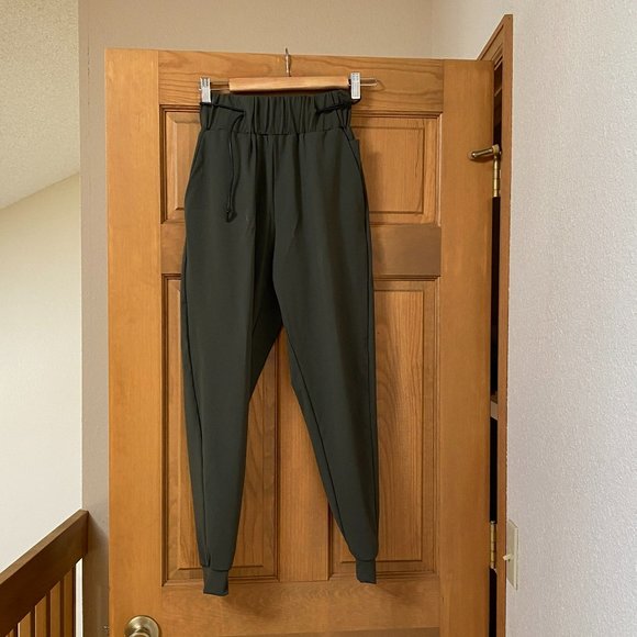 Aday Sunday Morning Jogger Size XS - Picture 2 of 3